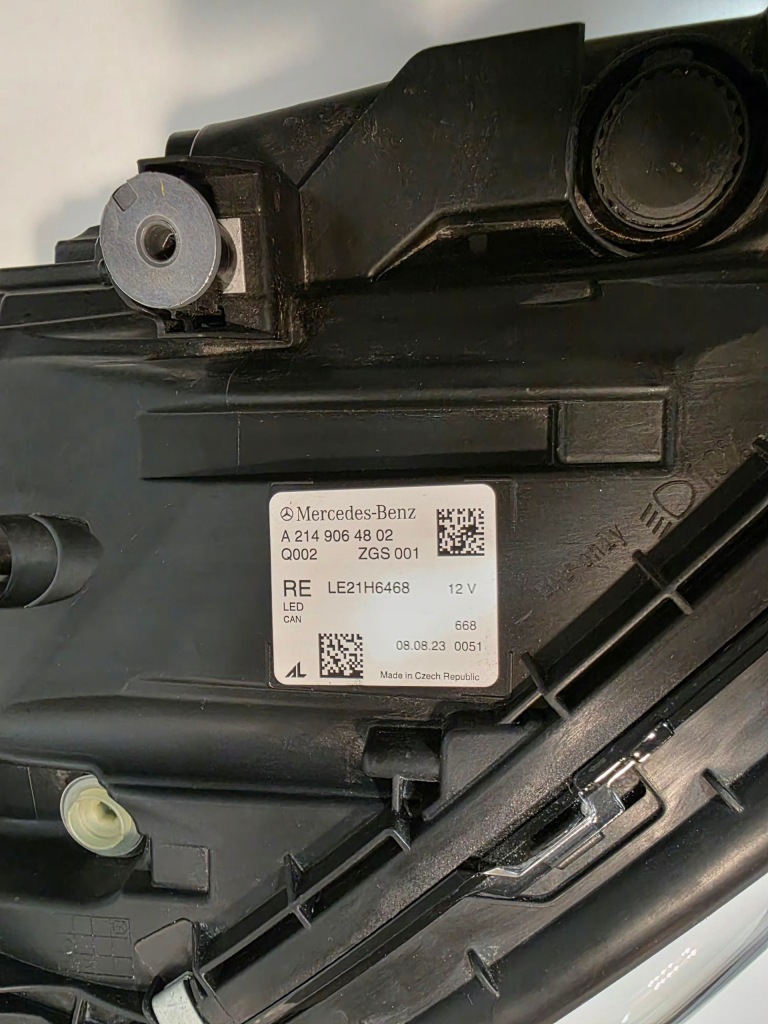 Фара правый  mercedes w214 e klasa digital ходовие огни  америка / kanada a2149064802 Киев