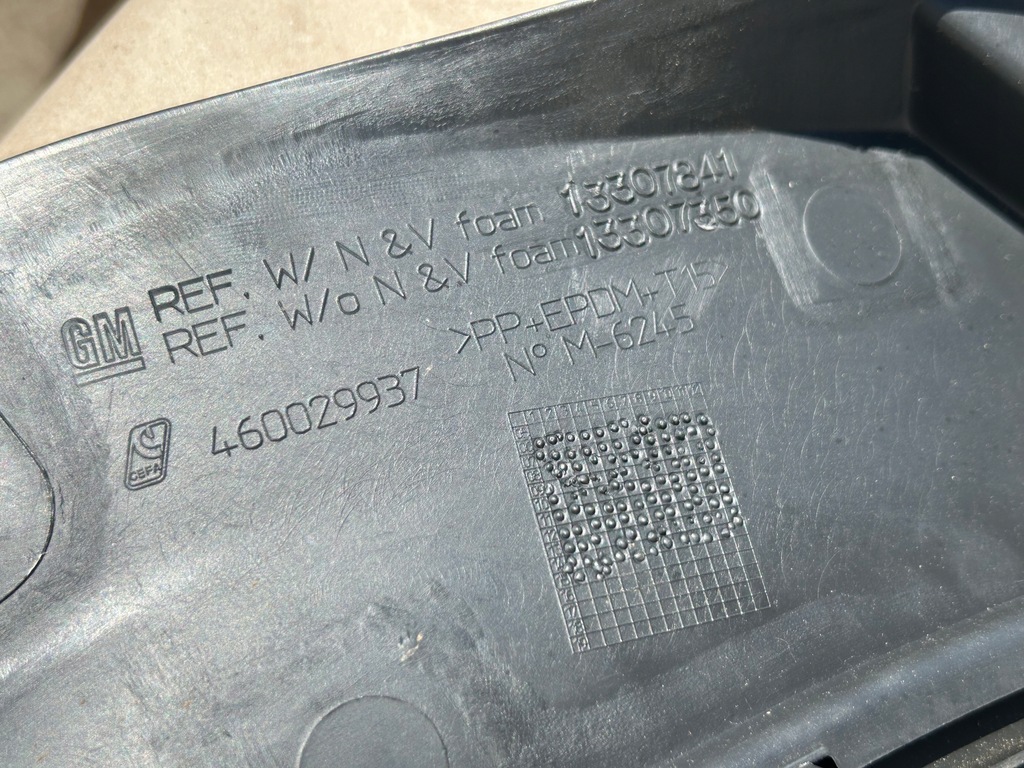 фото №9, Opel corsa e 5 двері обшивка багажника лівий задня