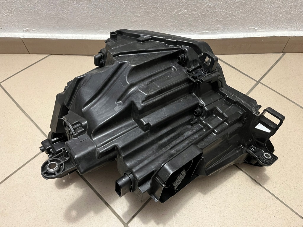 фото №16, Skoda kodiaq kodiak ii 2 full led 24- лампа przendia перед правая 57h941010