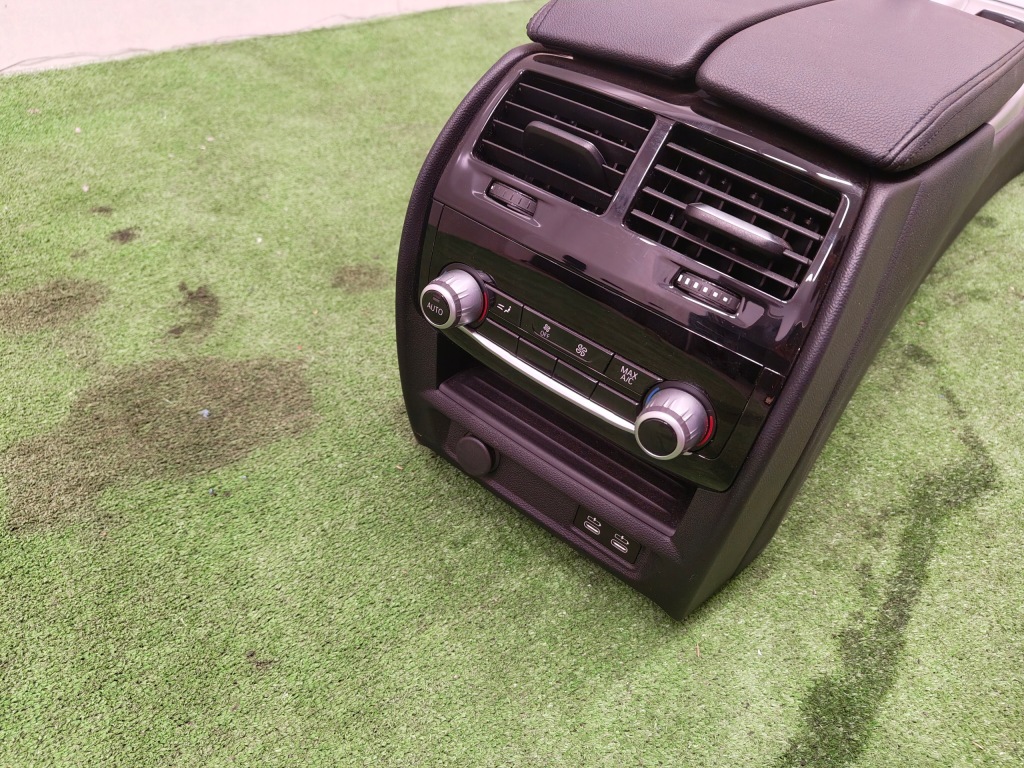 фото №9, Bmw 5 g30 середина обивка сиденья туннель заднее сиденье обшивки harman kardon