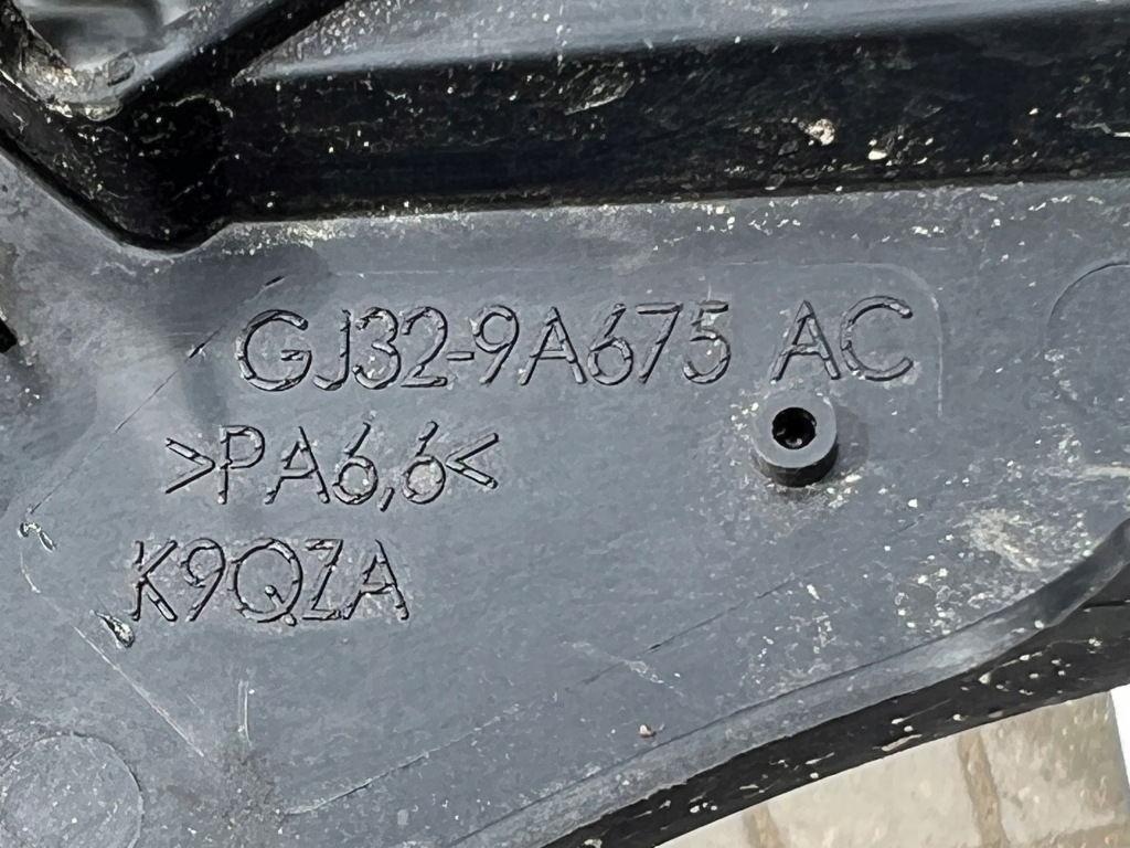 фото №3, Труба впуск воздухозаборник ловушка воздуха rover evoque