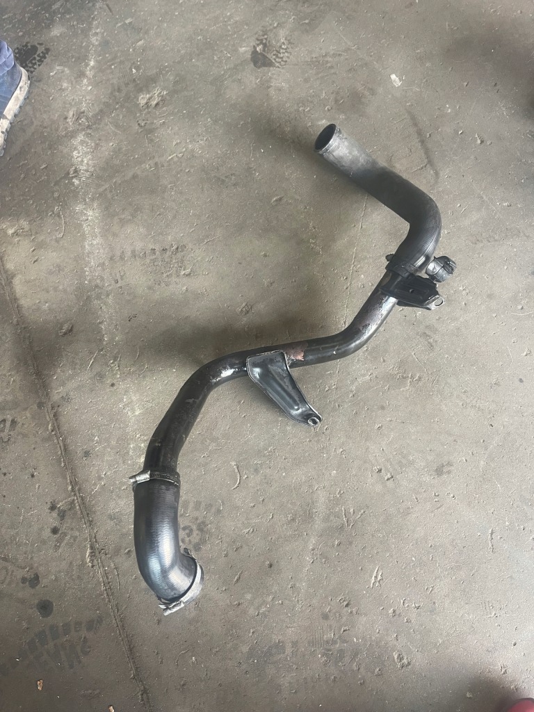 Ford focus mk2 рестайлинг  1.6 tdci труба интеркулер Цена