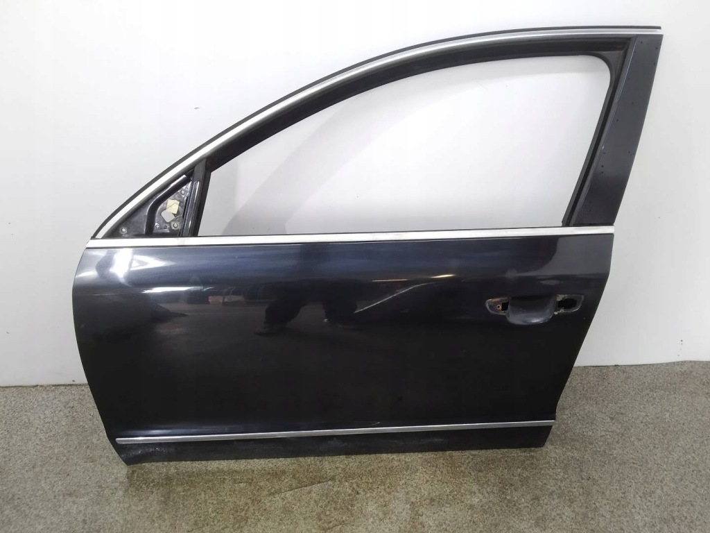 Купить Дверь левое передок  чёрные skoda superb 2 2008-2015