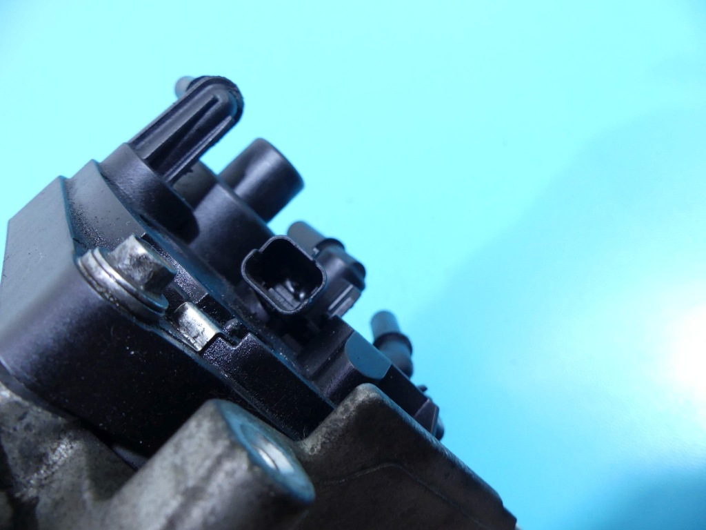 фото №7, Основание фильтра топлива peugeot partner ii 1.6 hdi