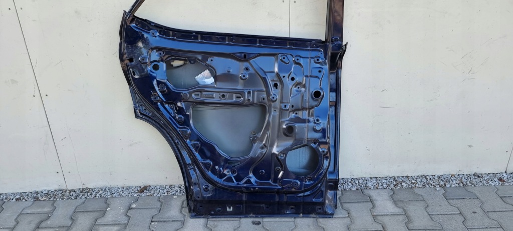 Дверь задняя левое lexus rx iv hybrid Недорого