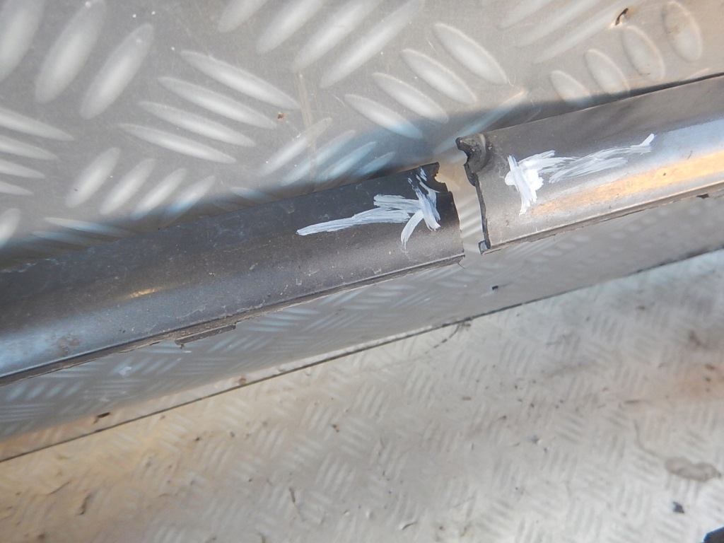 фото №2, Honda civic ufo viii r-type бампер перед