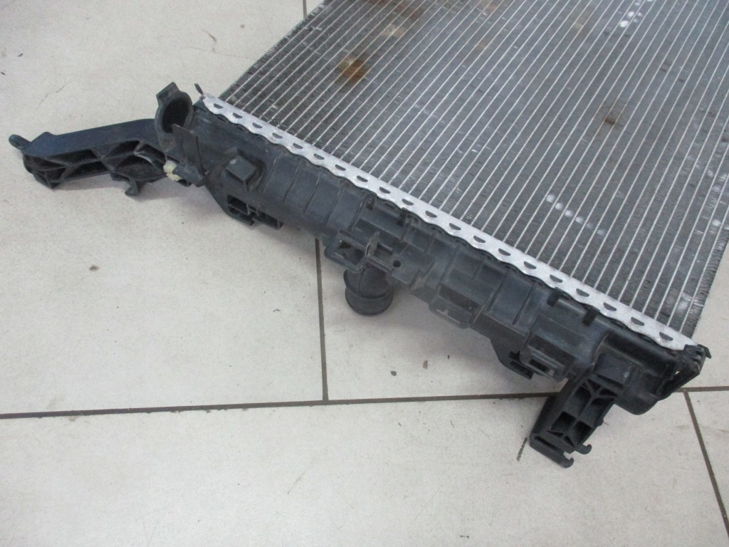 Laguna 3 07-13 2.0 dci радиатор воды 214000035r 214100005r с Разборки