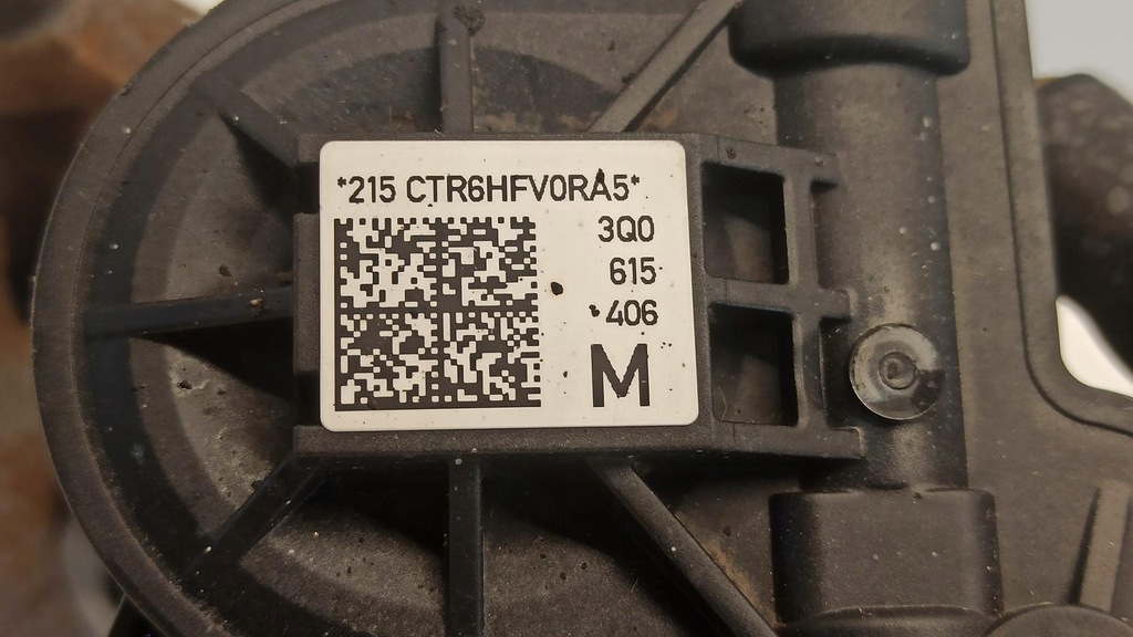 фото №5, Skoda kodiaq суппорт правый задняя 3q0615406m