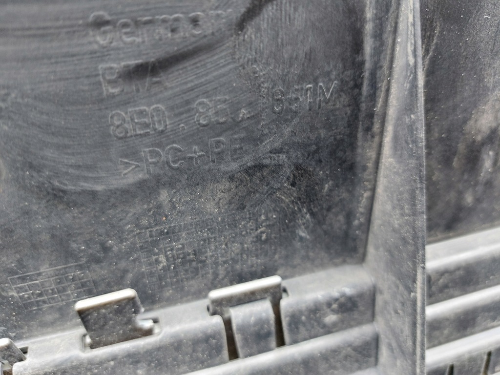 фото №16, Audi a4 b7 s-line бампер перед передний niebieski