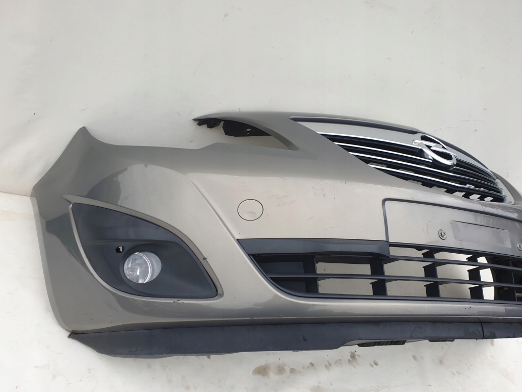 Купить Opel meriva b 10-14 бампер перед передний хром 13267699 z40w