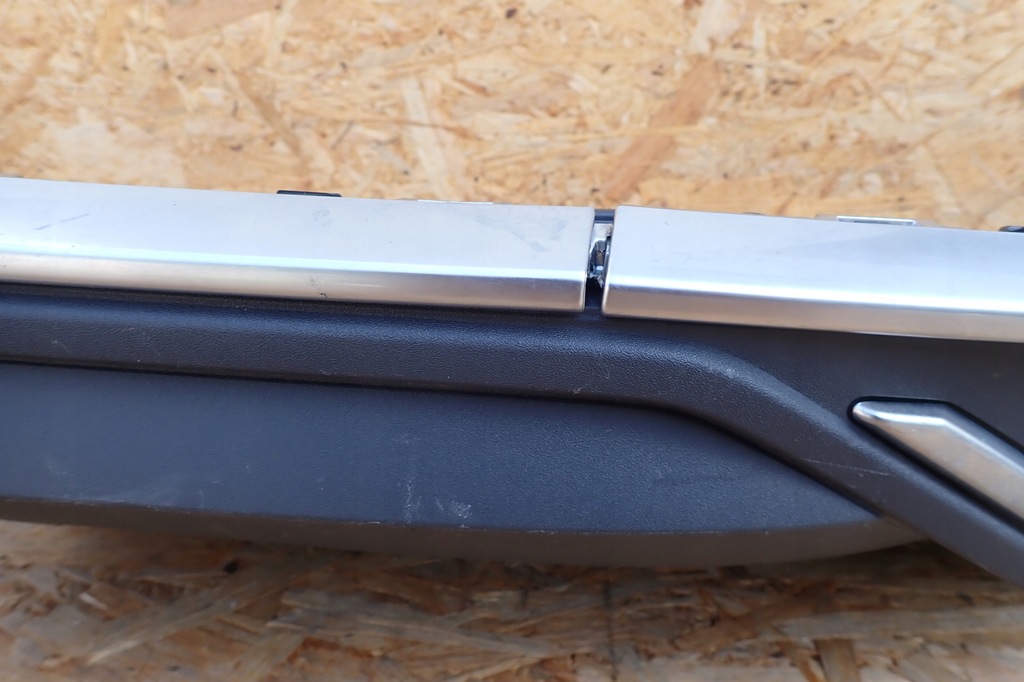 фото №11, Audi q8 s-line спойлер бампера задняя 4m8807521