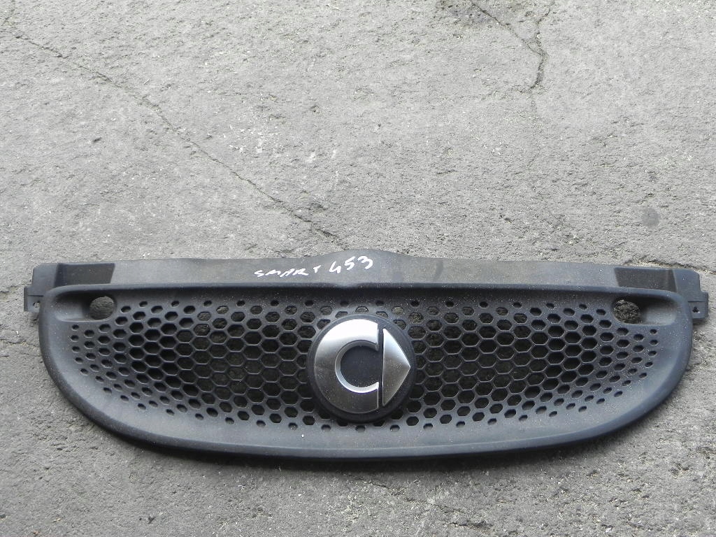 фото №1, Smart 453 forfour ii 15r 1.0 решётка радиатора