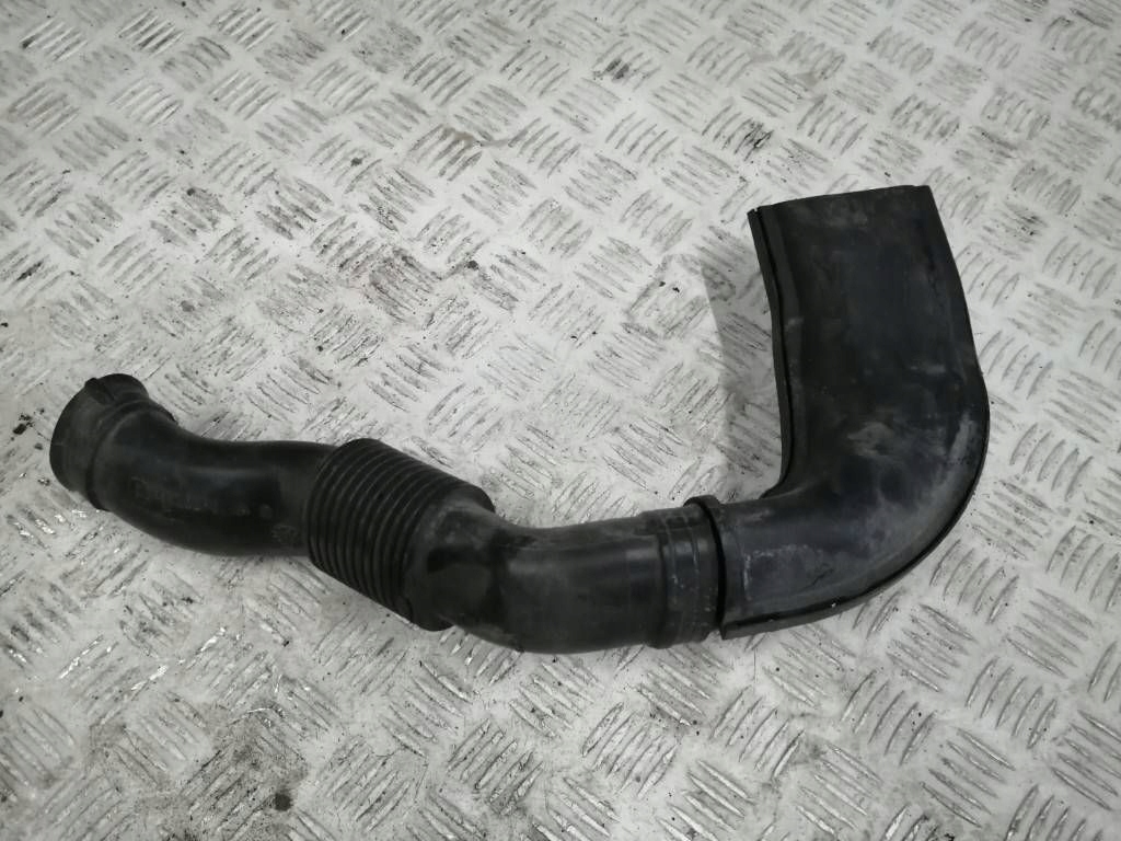 фото №1, Opel adam труба впуск воздуха колено 13357503