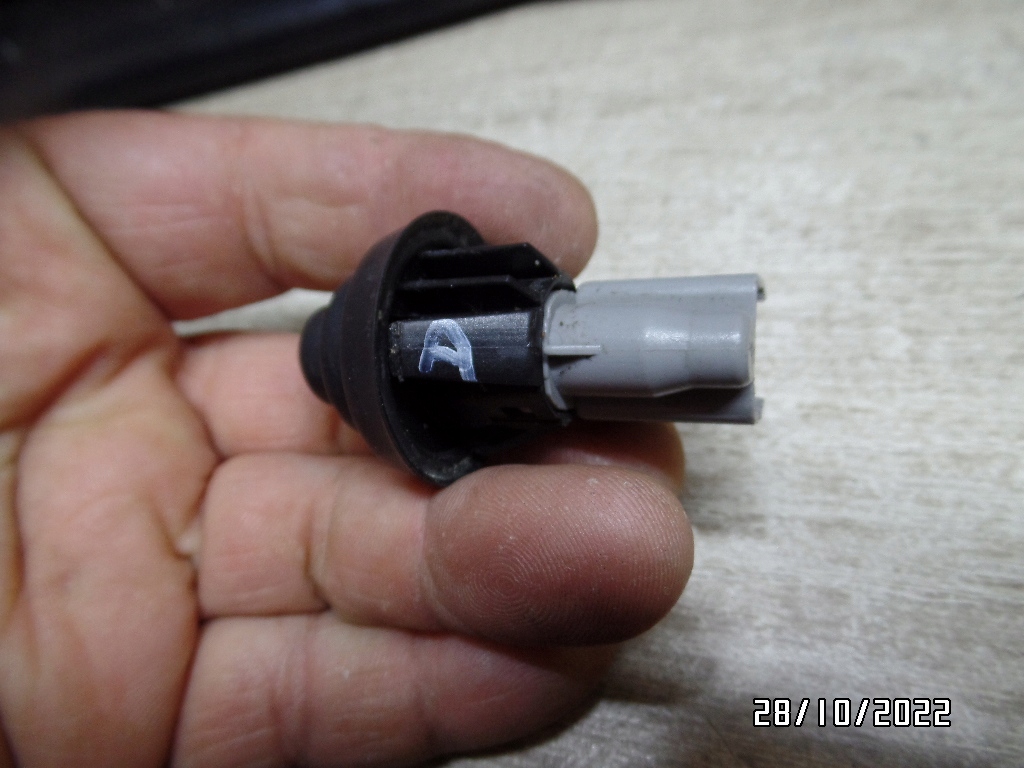 фото №8, Датчик замыкание дверь alfa romeo giulietta tonale fiat tipo doblo 09-