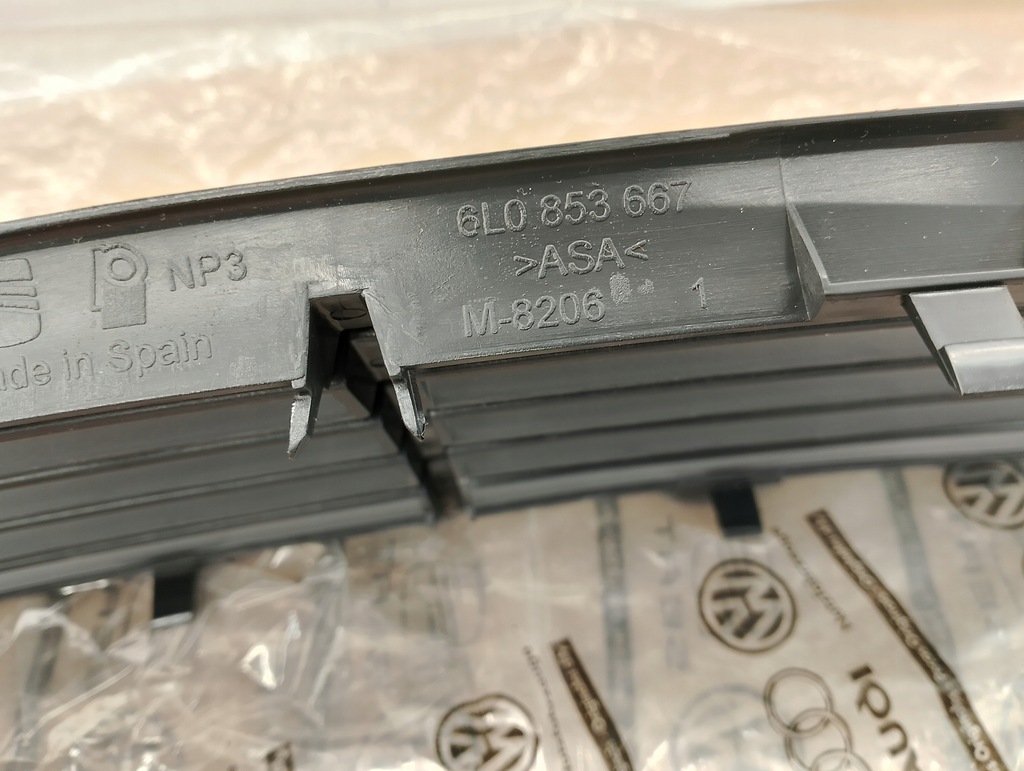 фото №8, Seat ibiza iii cordoba ii решітка радіатора решітка середня бампера оригінал nowa 02-08