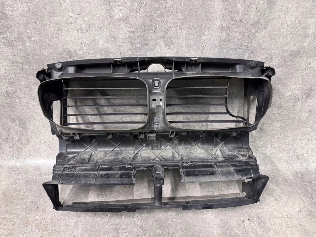Купить Шторка воздуховод воздуха bmw 5 f10 f11