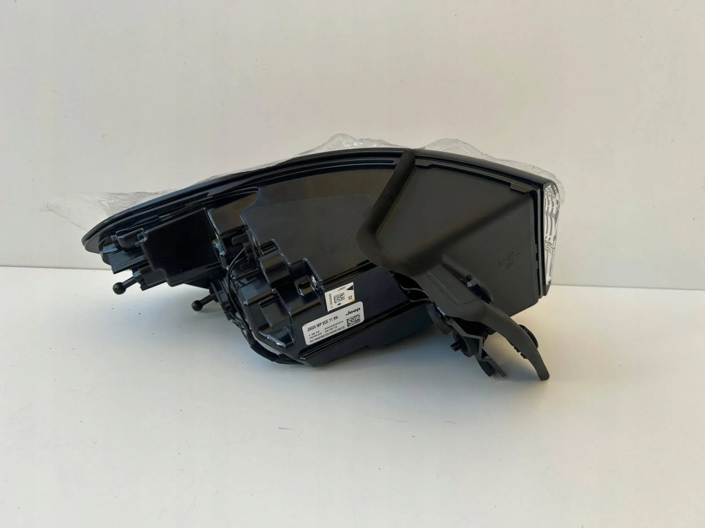 фото №4, Jeep compass ii lift лампа правая задняя 2025020201 оригинал