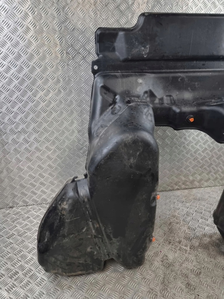 фото №10, Bentley continental 2012 бак топлива