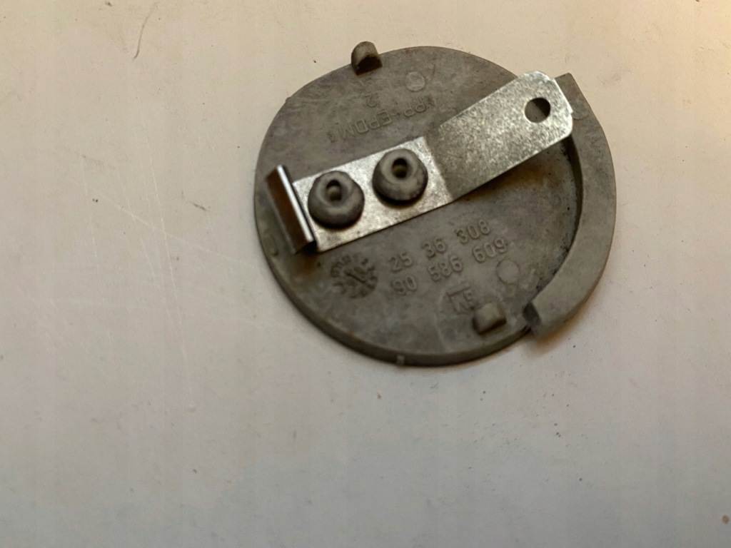 фото №4, Заглушка фаркоп перед 90586609 opel vectra b