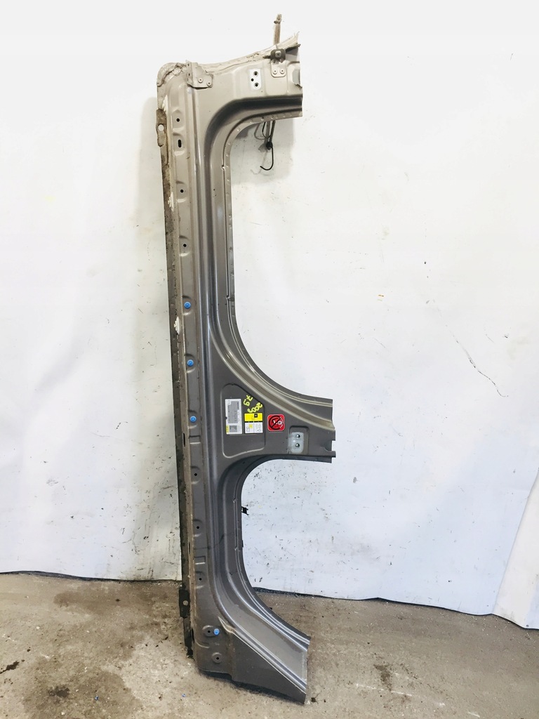 фото №1, Лівий поріг peugeot 2008 #79