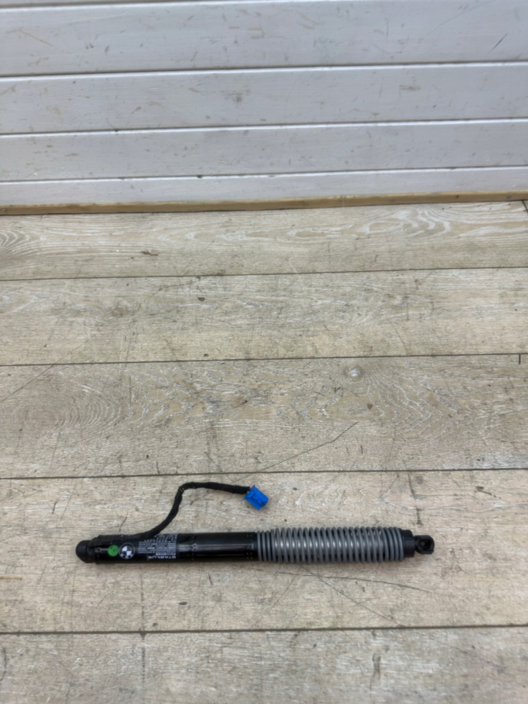 фото №1, Bmw x2 f39 амортизаторы крышки багажника l+p kpl 17893910 7423847 oryg.