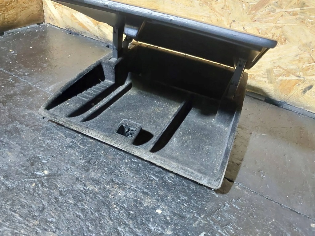 фото №8, Бардачок панелі приладової панелі volkswagen sharan 7m3857919e