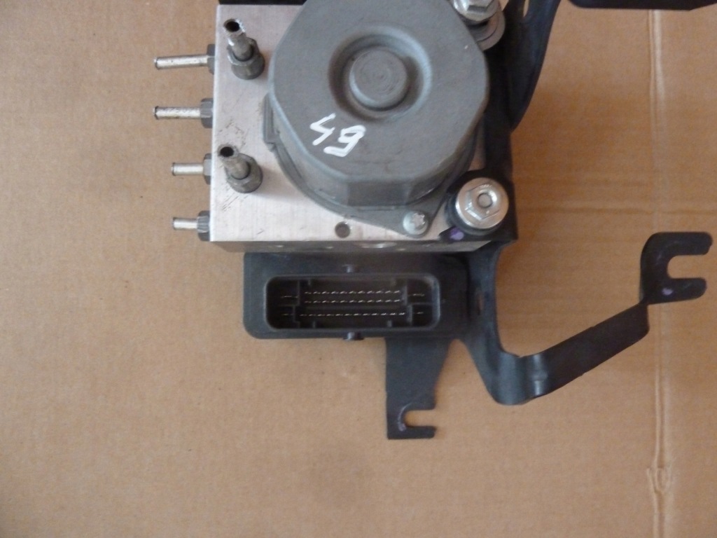 фото №1, Captur sandero clio iv насос abs 476605492r