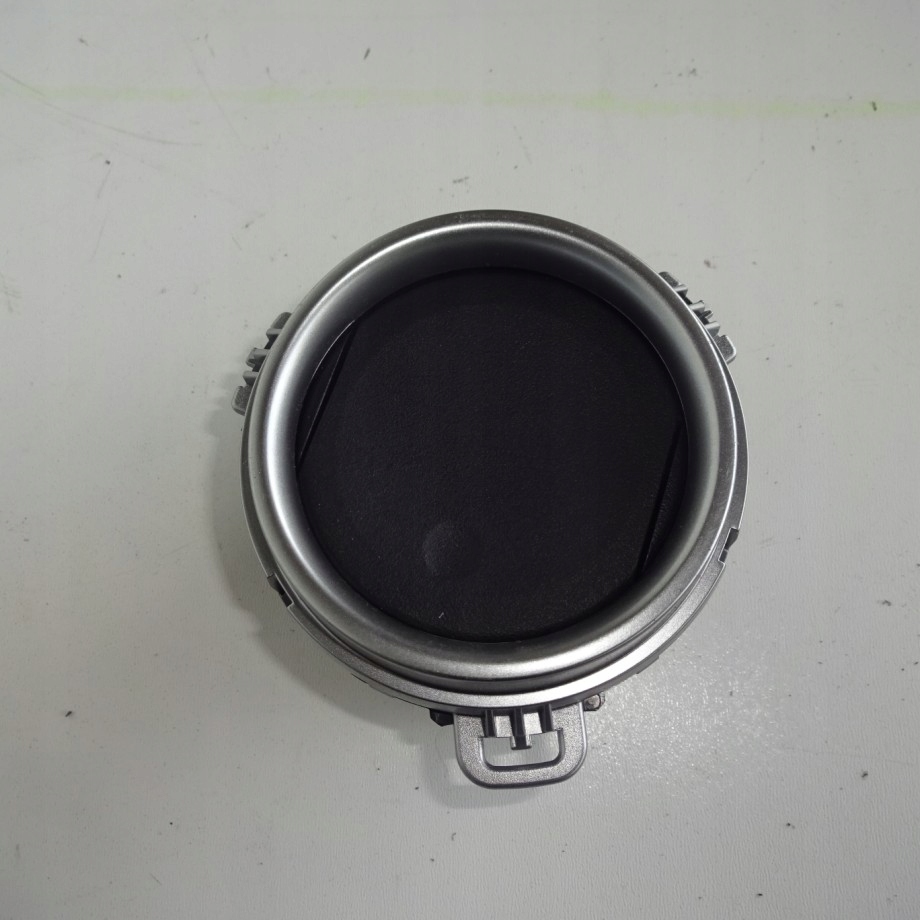 фото №1, Решётка обдув toyota yaris iii 2011-2017 r