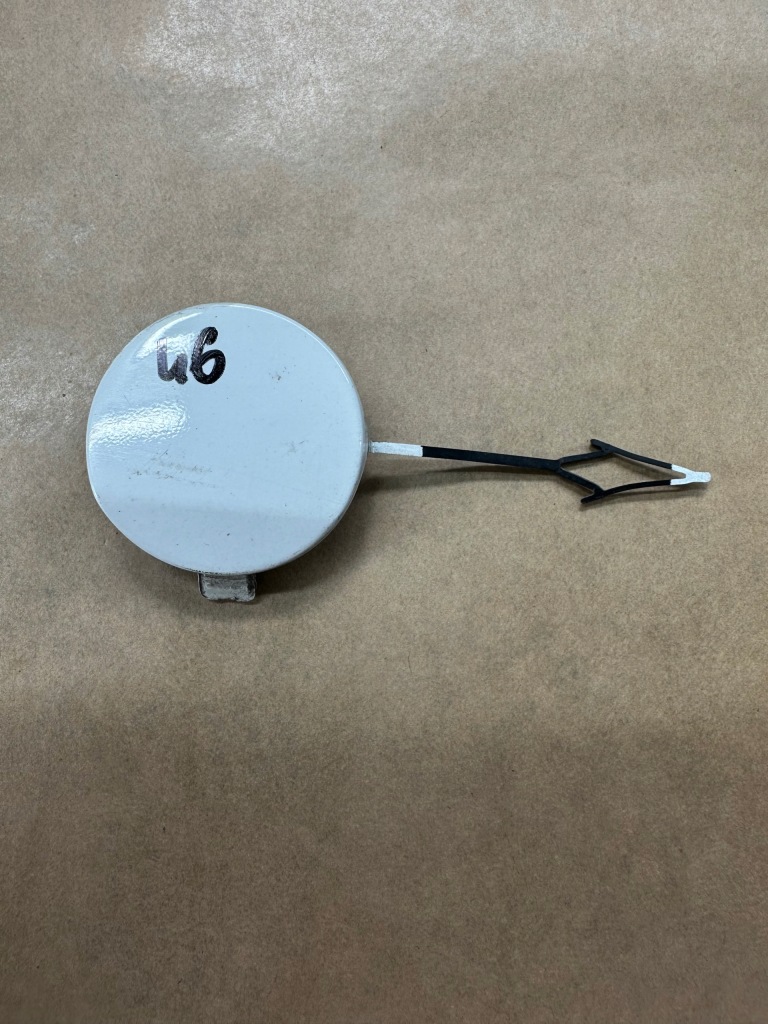 фото №1, Заглушка бампера задняя vw golf vii kombi 5g9807441