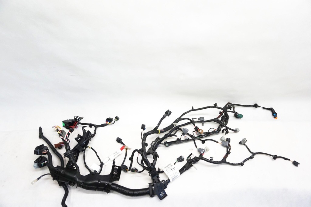 фото №1, Жгут двигателя renault clio 5 v lift 1.0 tce 240110831s