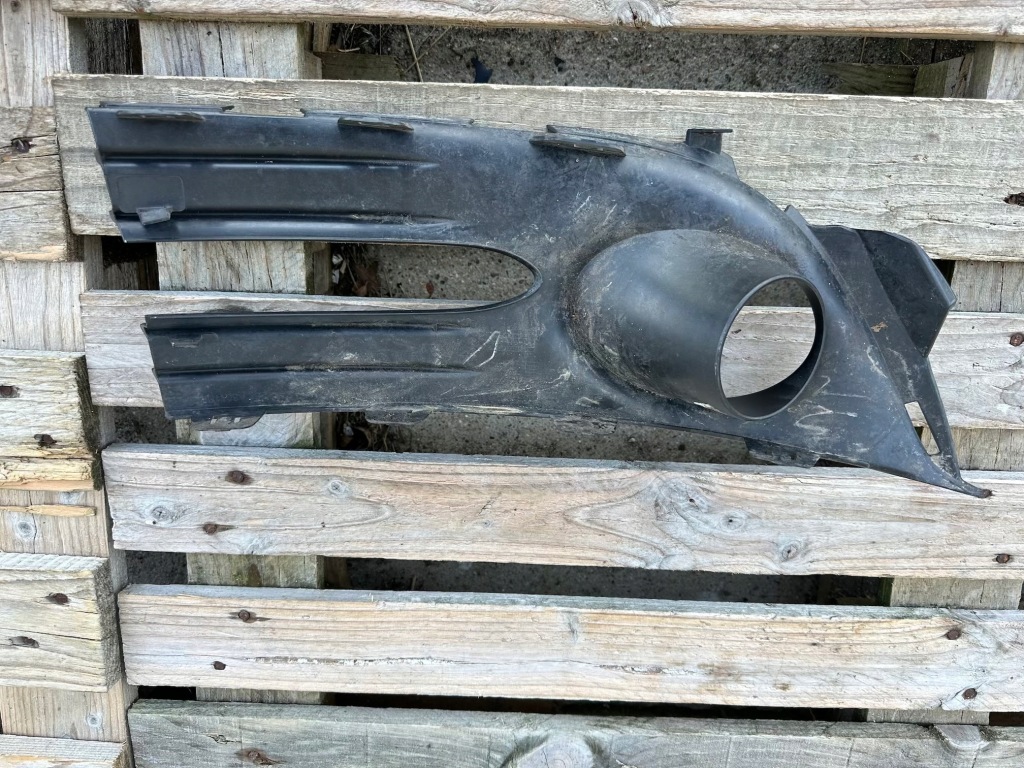 Решётка левая бампер перед renault megane iii lift Цена