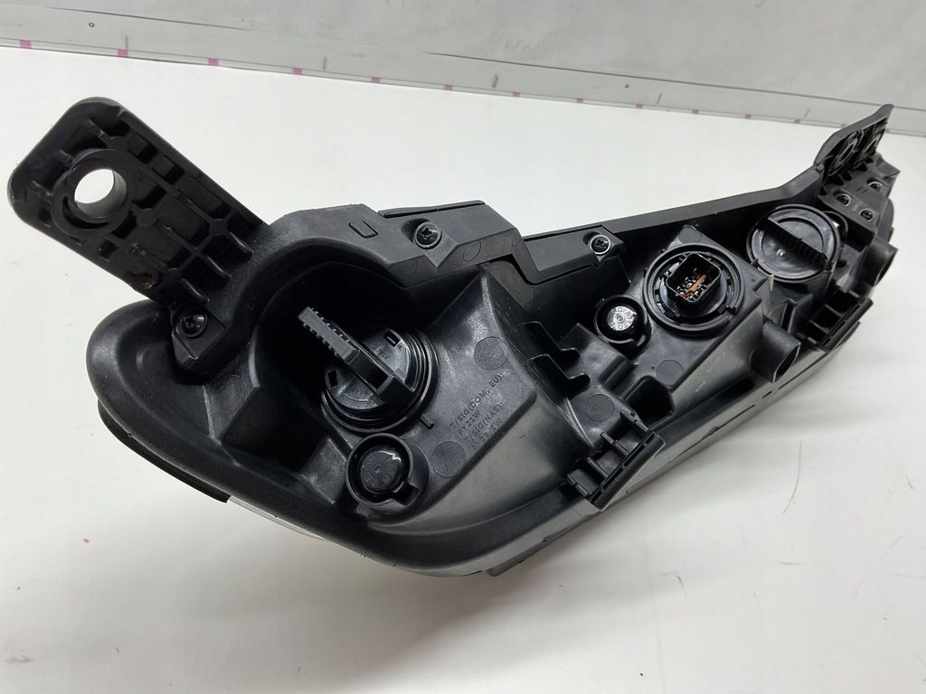 фото №9, Hyundai kona i 2018 сторона левая лампа led do движение dziennej drl 92207j90