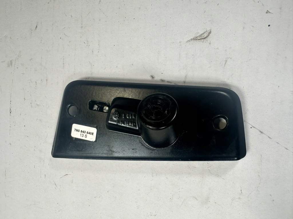 фото №1, T5 7h відбійник двері розсувних правих 7h0843640d