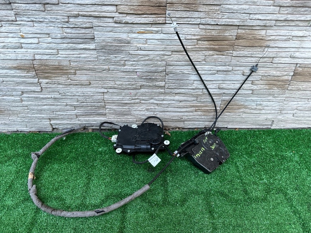 фото №1, Замок доводчик кришки задня задній bmw 7 f01