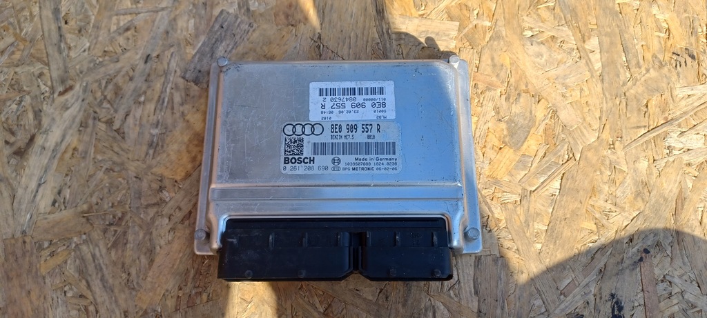 фото №1, Audi бортовой компьютер блок управления