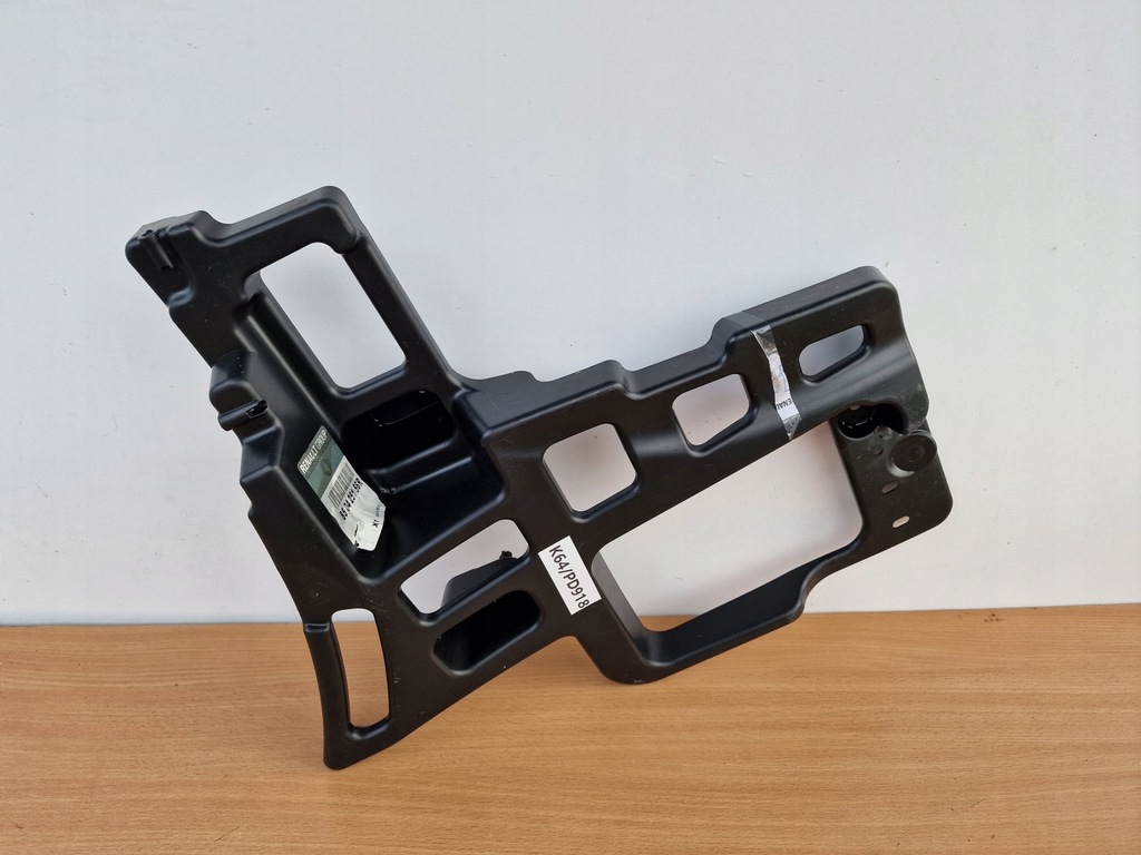 фото №1, Напрямна бампера правий задня renault talisman kombi