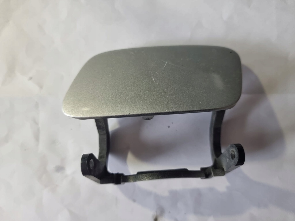 фото №1, Audi a4 b8 - заглушка распылителя