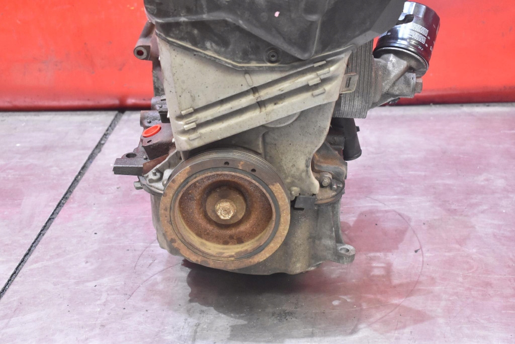 Двигатель дизель насос k9ka636 167008557r nissan juke 1 i f15 1.5 dci film Киев