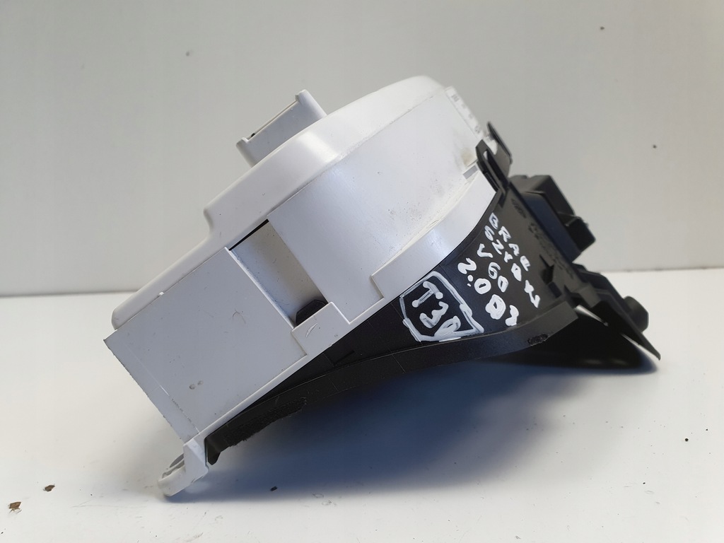 фото №9, Volvo s60 ii v60 i 2.0 d дизель счетчик приборы 31343323aa europa