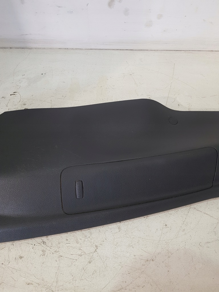 фото №7, Накладка подушка безпеки лівий задня 5n0867765d vw tiguan 5n 12r eur