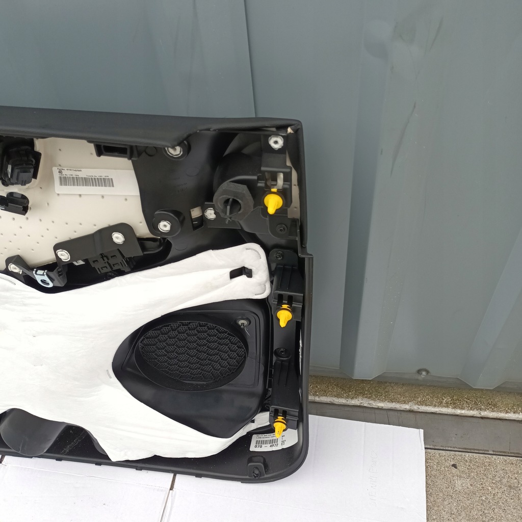 фото №14, Ford escape 20- обшивки дверь перед левый правый usa