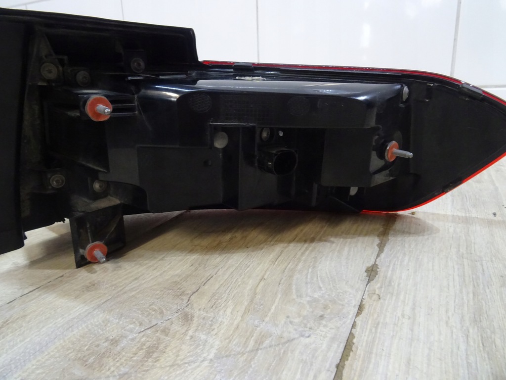 фото №8, Mercedes лампа левая задняя glb x247 w247 a2479066704 llu