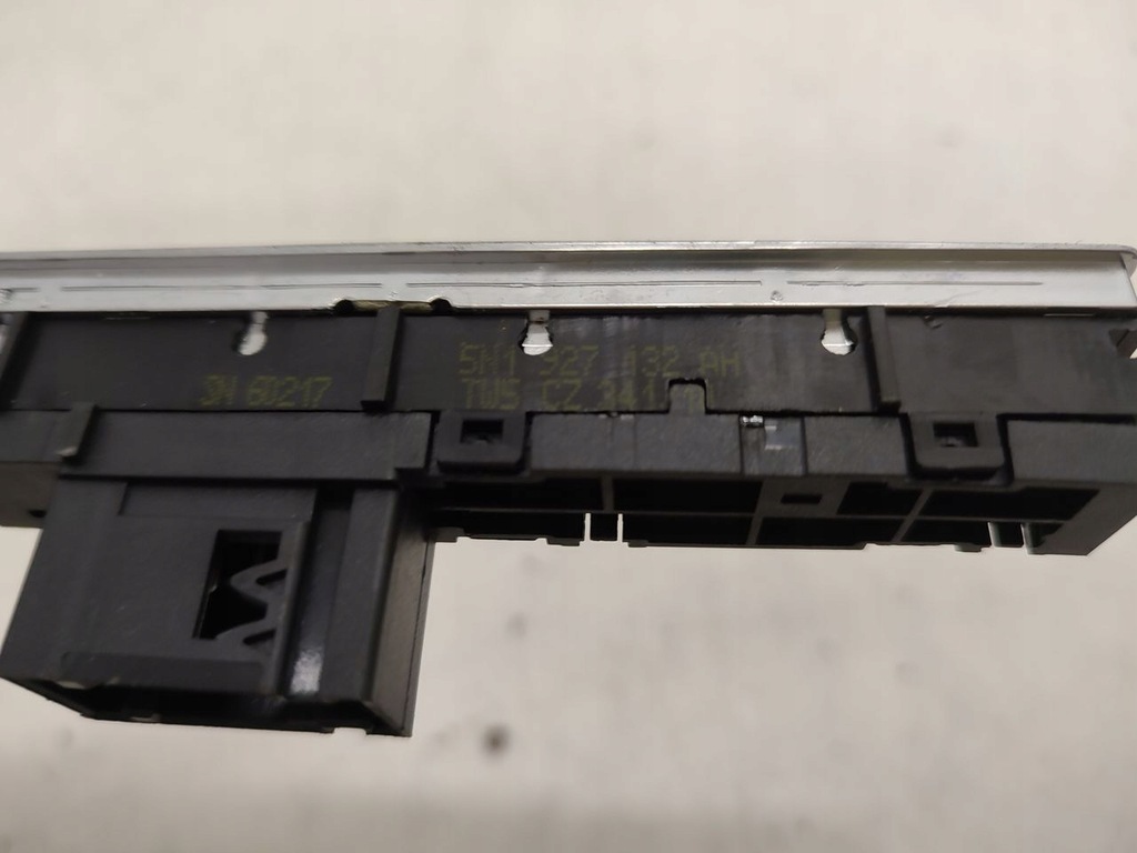 фото №4, Панель управление vw golf v plus