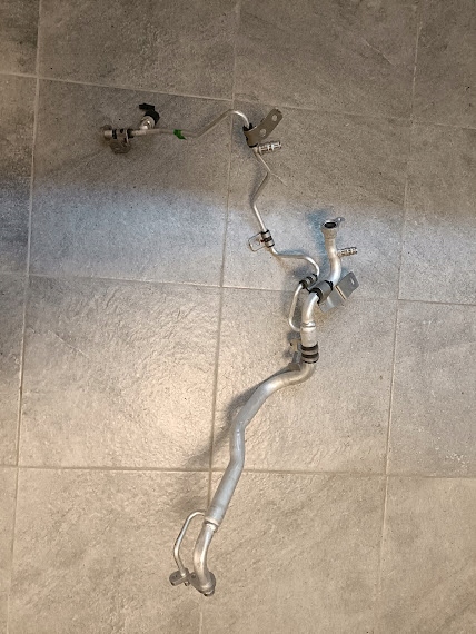 фото №1, Renault clio v captur kadjar шланг кондиціонера