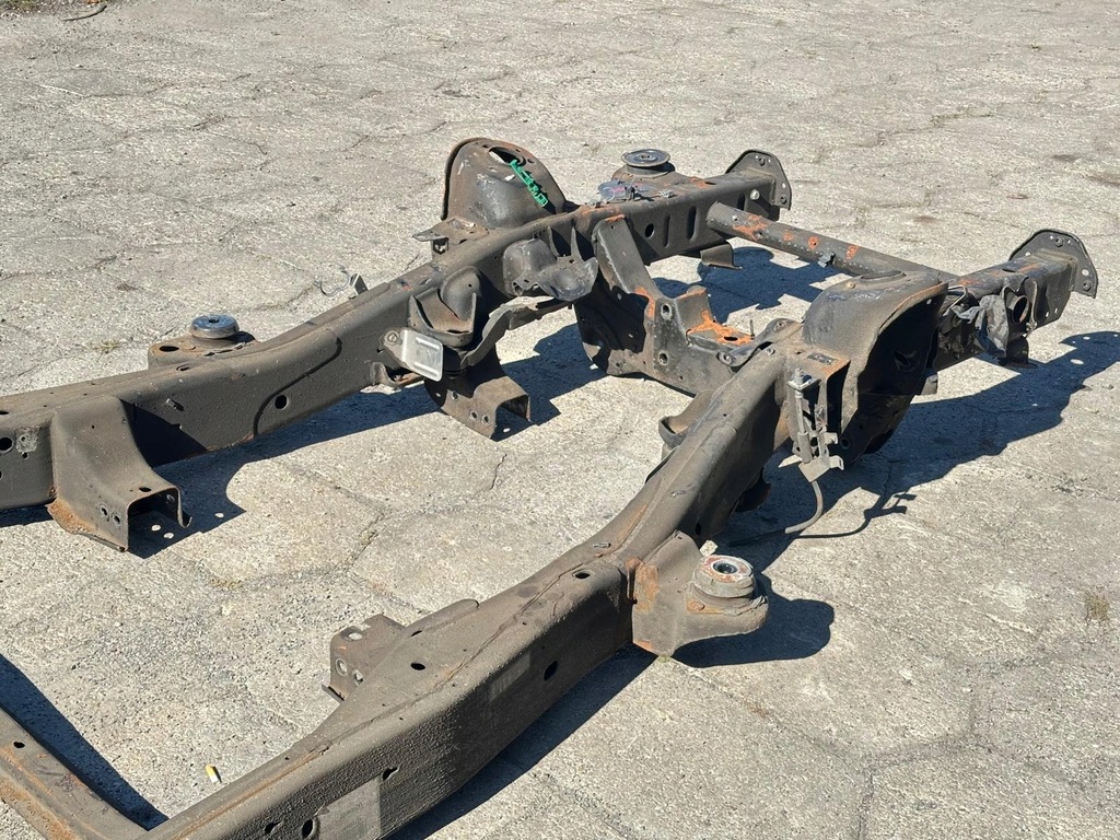 фото №15, Chevrolet suburban gmc yukon xl 15-20r рама кузов опорний оригінал oem