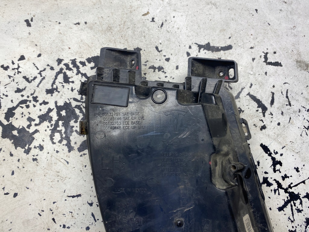 фото №11, Tesla s протитуманна фара лівий перед 102401800a