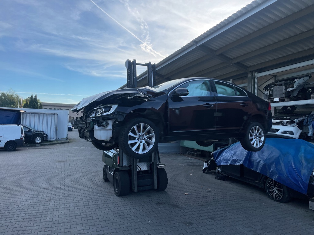 фото №8, Дах з люком volvo s60 ii 13-