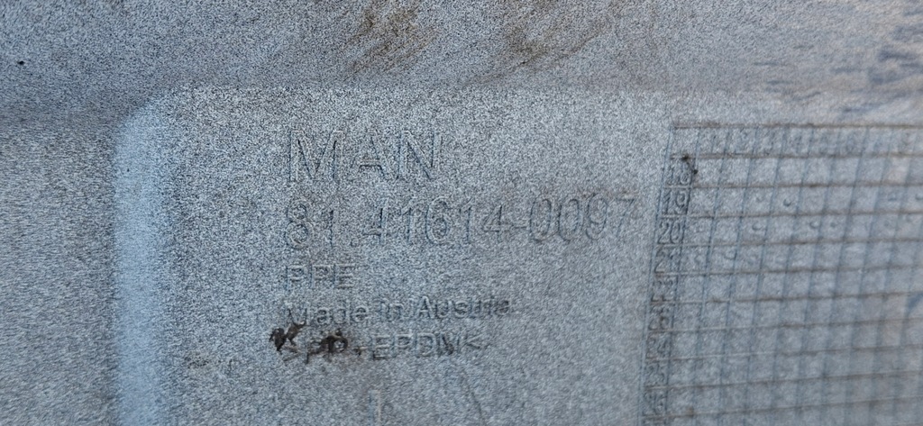 фото №9, Man tgx tgs tg3 накладка молдинг бампера нижня оригінал 81416140097