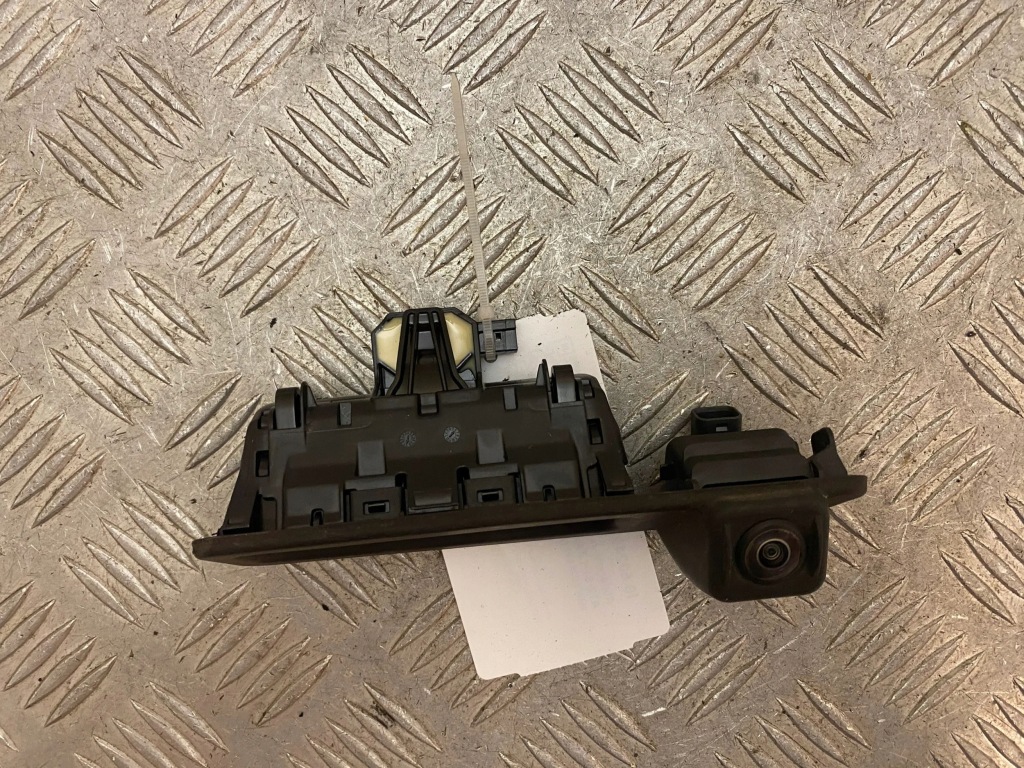 Bmw 3 g20 g21 2020 кронштейн / ручка крышки задний / багажника с камера Цена