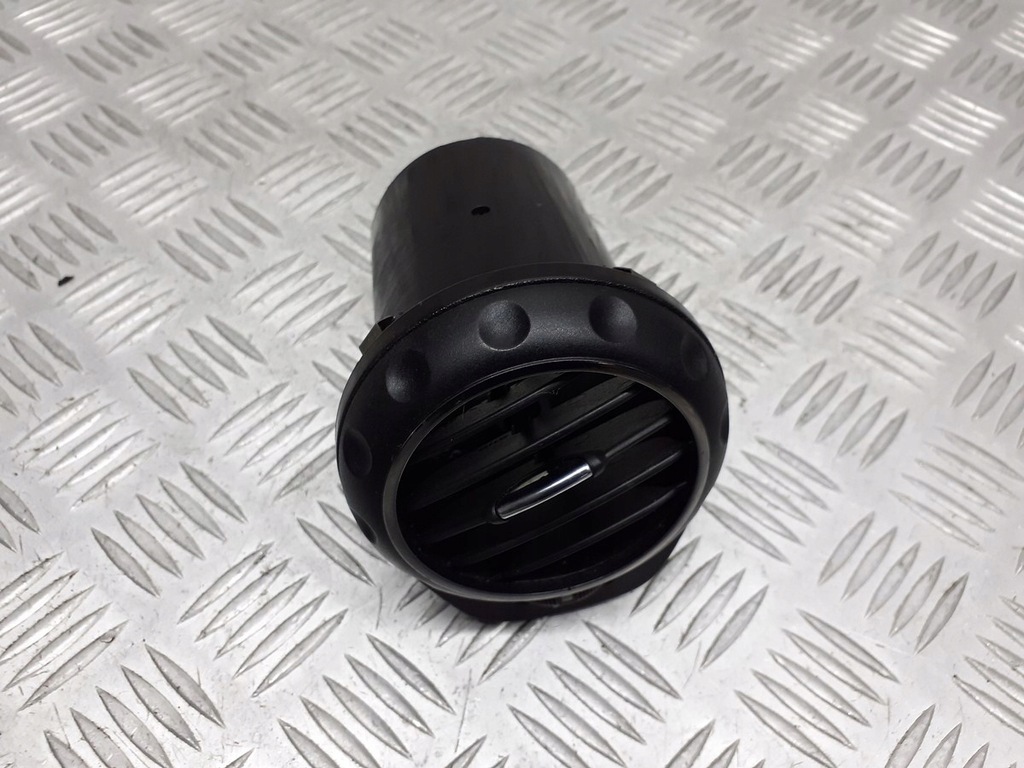 фото №1, Решётка обдув правая alfa romeo 147